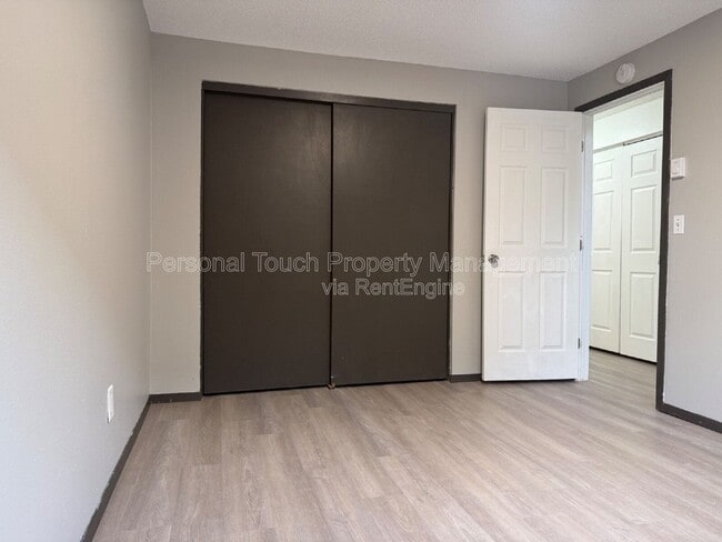 Building Photo - 2131 2nd Ave E