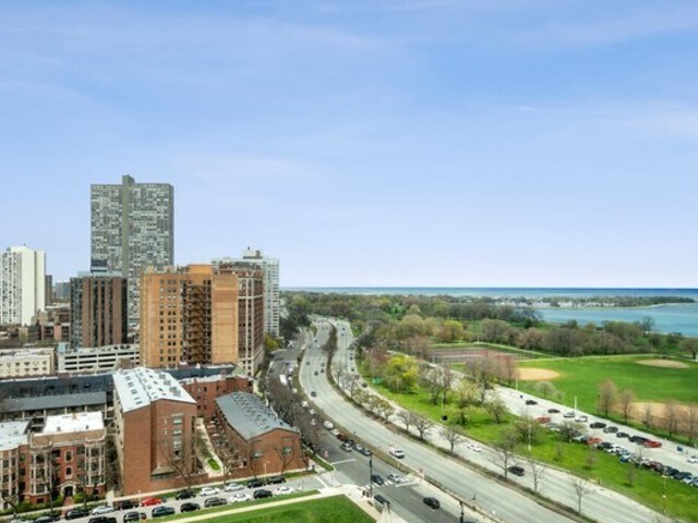 Building Photo - 3600 N Lake Shore Dr