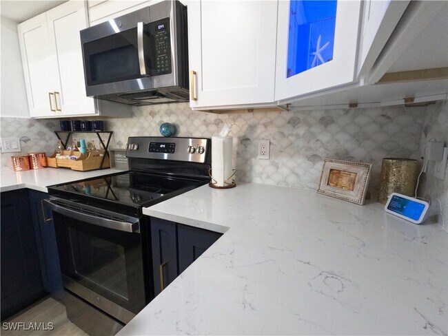 Building Photo - 1160 Wildwood Lakes Blvd