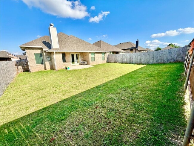 Building Photo - 5509 Malpaso Crk Dr