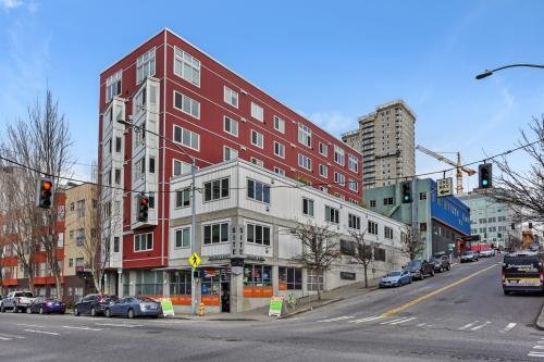 Primary Photo - 1 bedroom in Seattle WA 98121