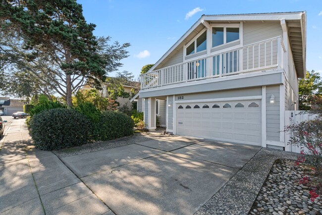 Primary Photo - Serene Waterfront Home in Foster City