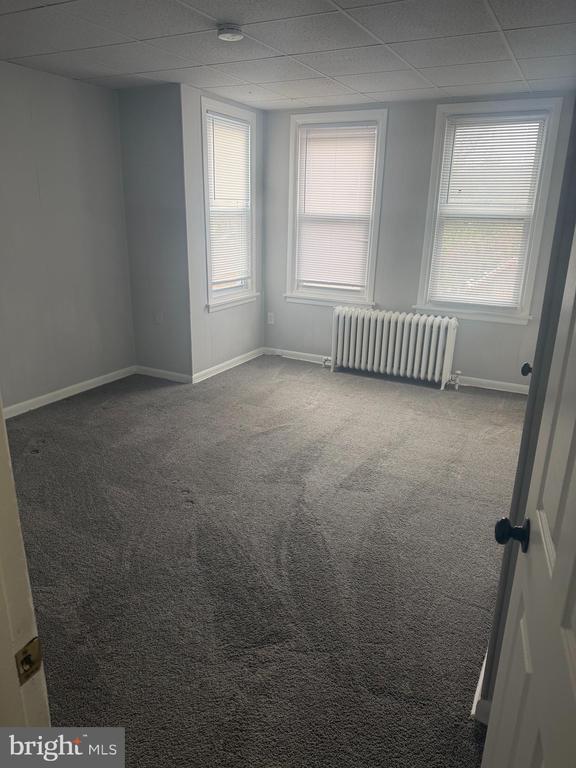 Building Photo - 6 S Cedar Ln