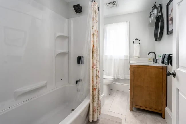 Building Photo - 101 Ocean St