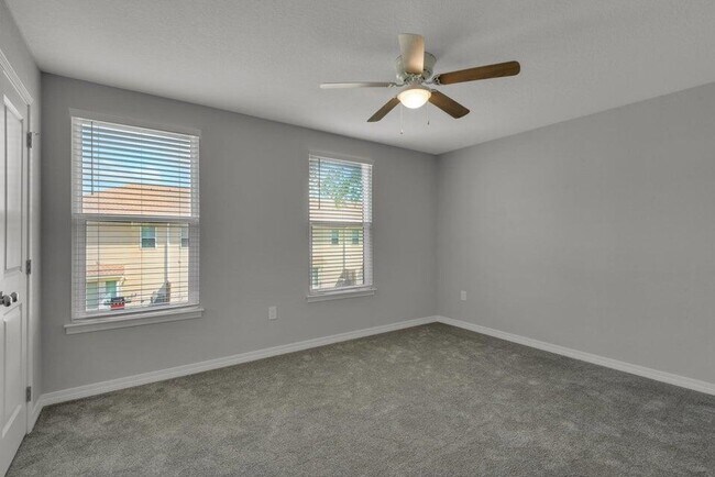 Building Photo - 2259 Whitman Ln
