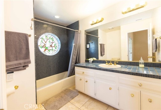 Building Photo - 38900 Ave Arriba