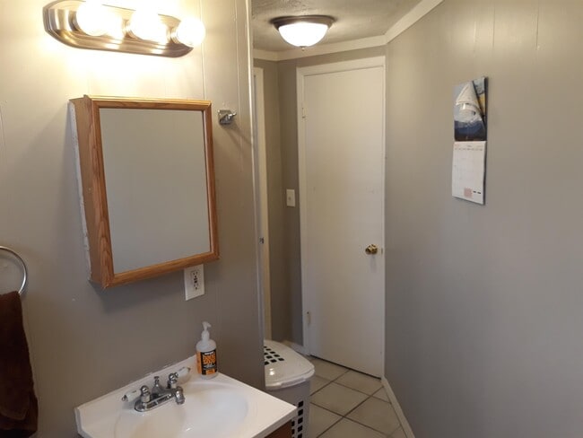 Building Photo - 518 NW 12th St