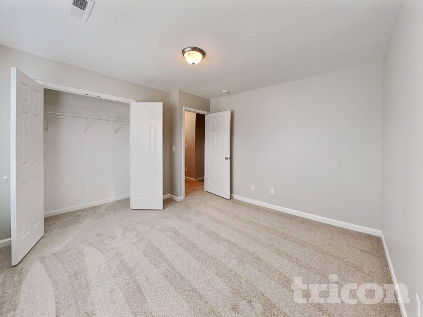 Building Photo - 2901 Quail Oak Dr