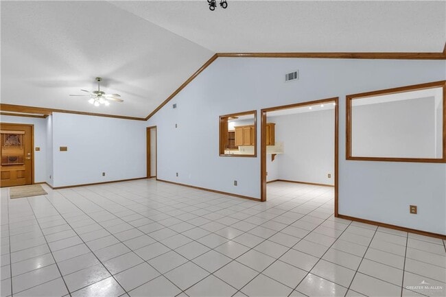 Building Photo - 15 N 21st St