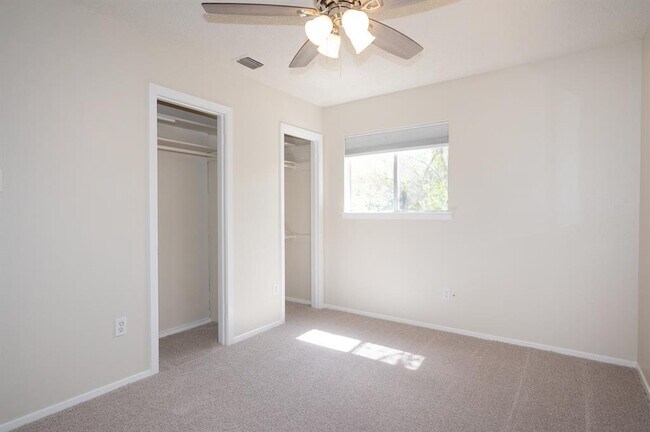 Building Photo - 8202 Longview Rd