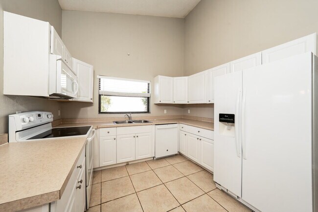 Building Photo - 80 Baytree Cir