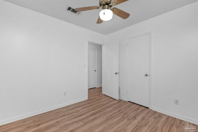 Building Photo - 5229 Compass Ct