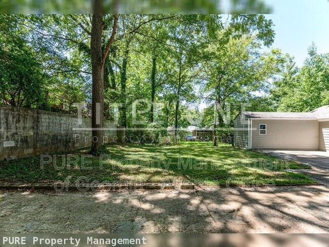 Building Photo - 426 Dorsey Rd