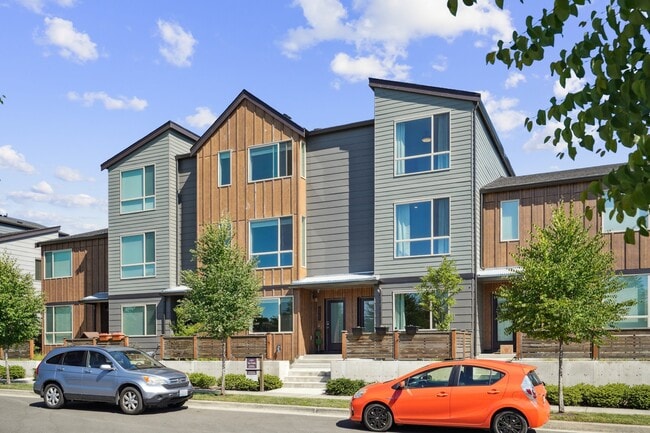 Building Photo - 32730 Hemlock Ave SE