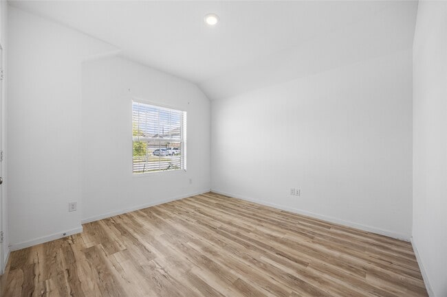 Building Photo - 2627 Olivine Stone Dr