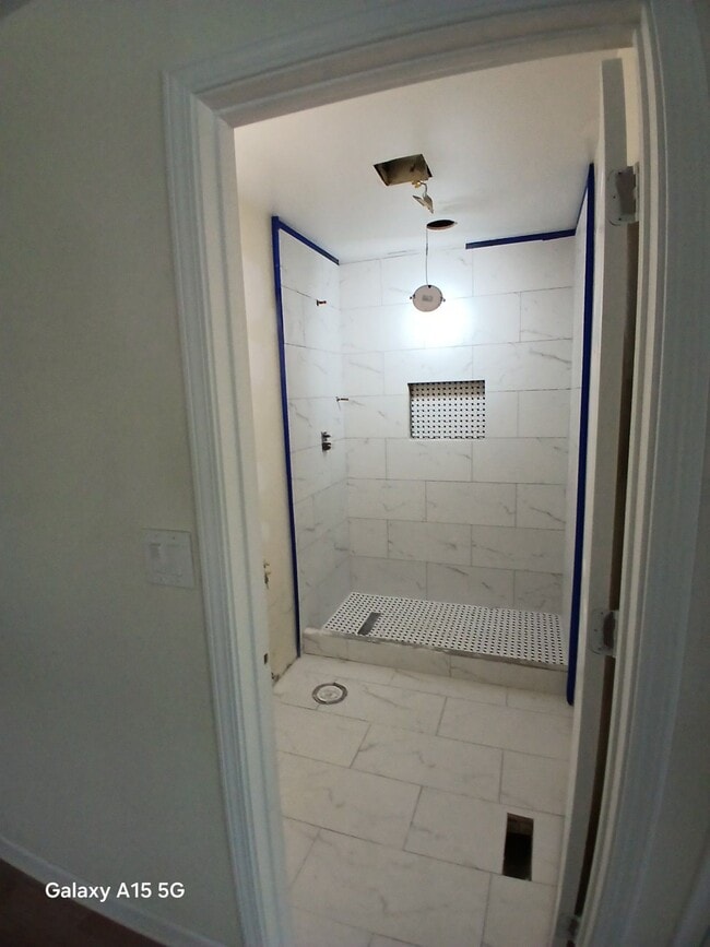 Building Photo - 1150 Regency Dr