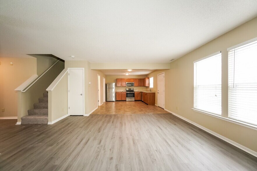 Building Photo - 9033 Southernwood Way