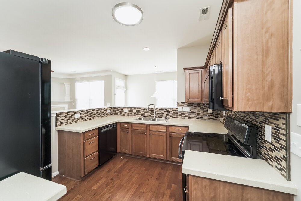 Building Photo - 8236 Rolling Meadows Ln