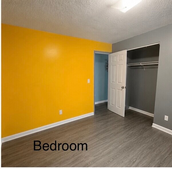 Bedroom - 1006 Tuscaloosa St