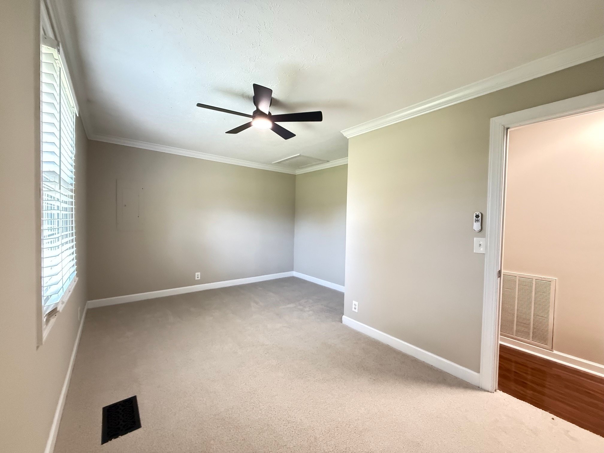 Building Photo - 105 Barton Brook Ln