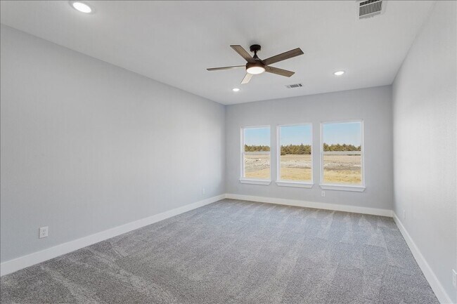 Building Photo - 2355 Co Rd 376