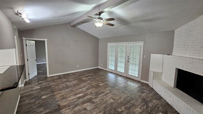 Building Photo - 10007 Winding Trail Rd