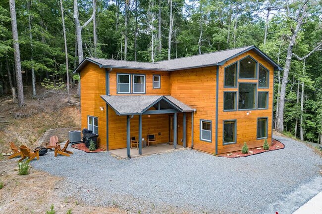 Building Photo - 43 Medina Ct