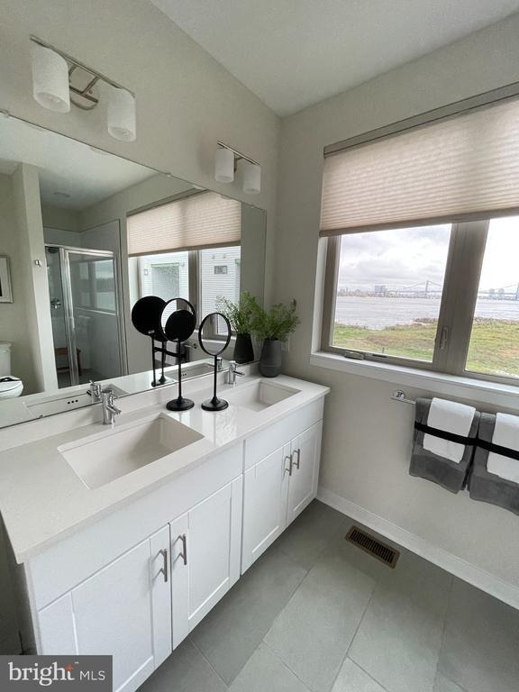 Building Photo - 3011 Schirra Dr