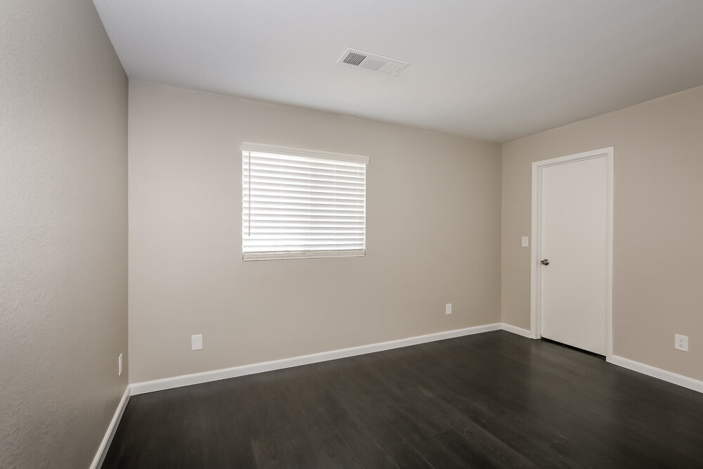 Building Photo - 5005 Glittering Star Ct