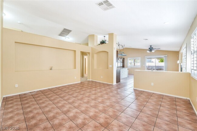 Building Photo - 9346 Coral Berry St