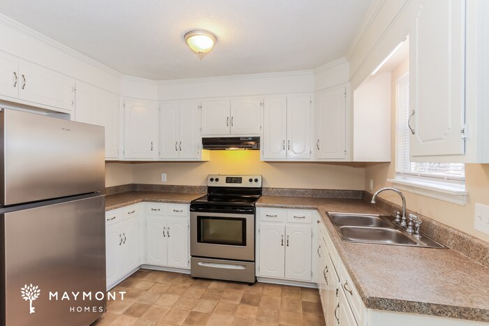 Building Photo - 3303 Old Camp Long Rd