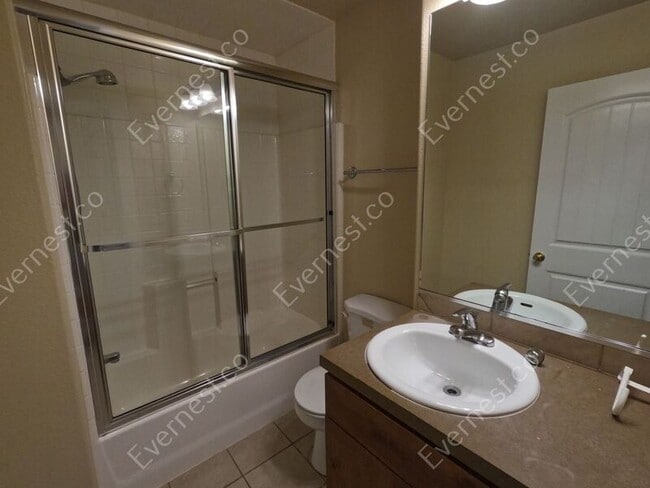 Building Photo - 2224 10th Ave