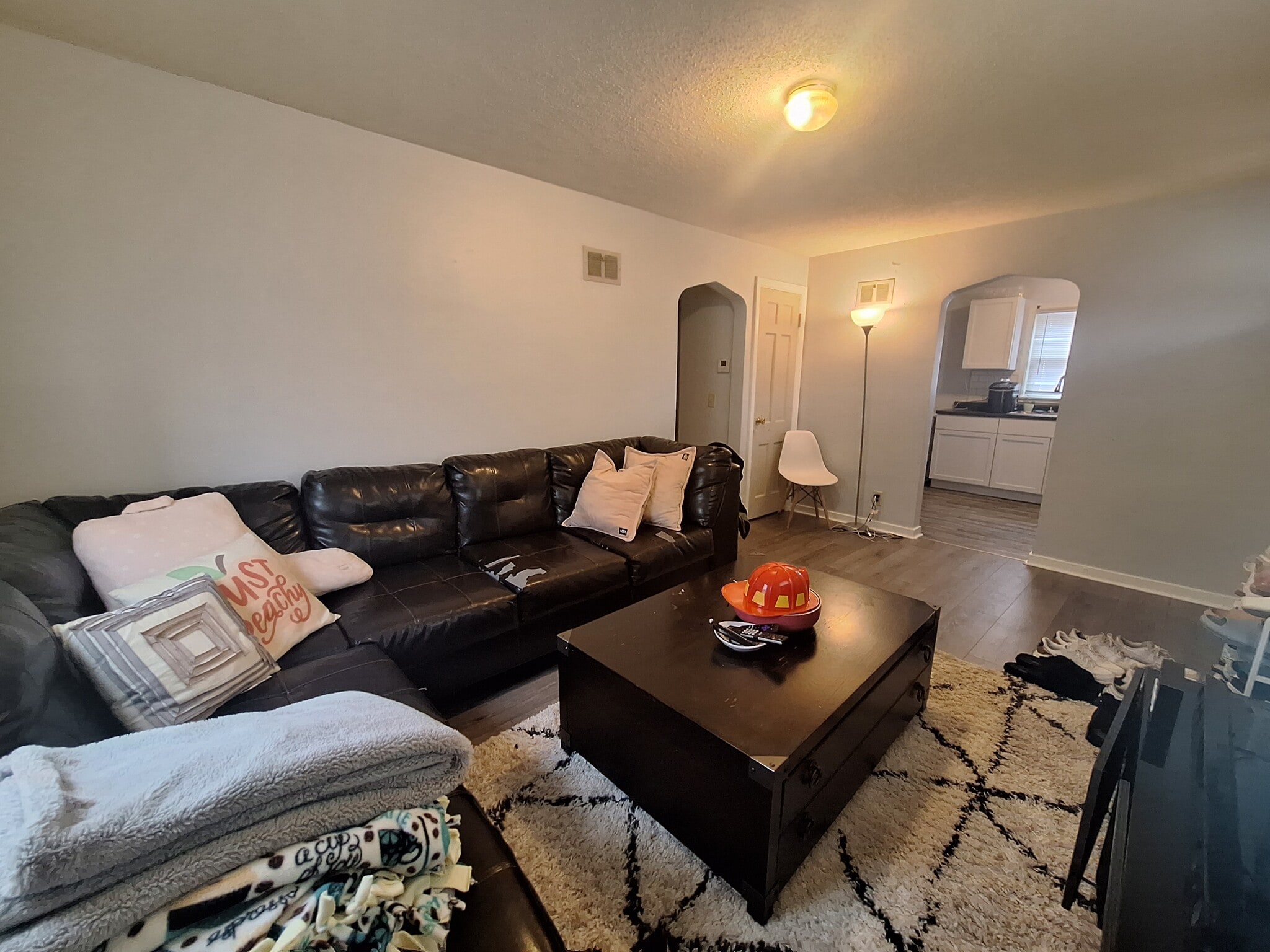 Building Photo - 1103 Highland Ave