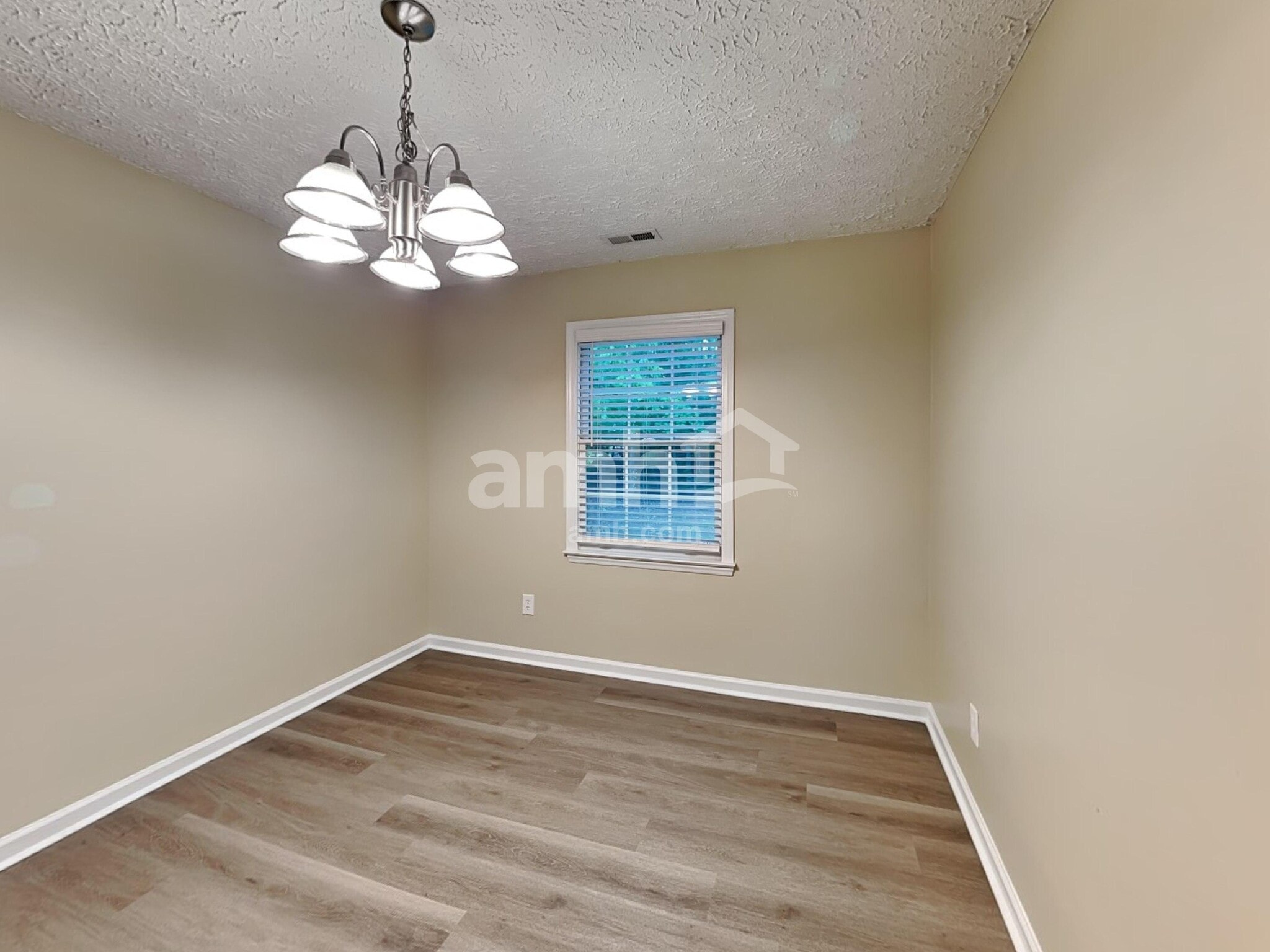 Building Photo - 108 Summershade Ct