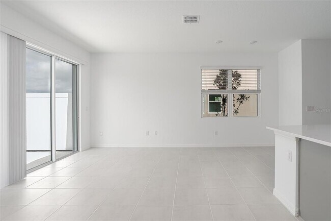 Building Photo - 11735 Glenside Ter