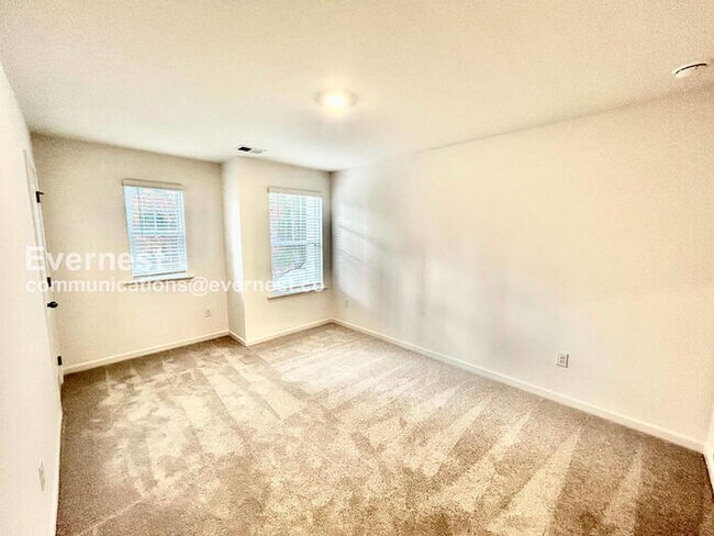 Building Photo - 4281 Marsha St