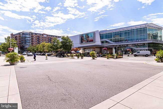 Building Photo - 2312 Wheystone Ct