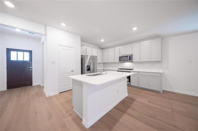 Building Photo - 1610 Dove Dr