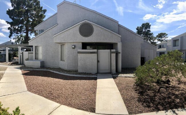 Primary Photo - 5521 Orchard Ln