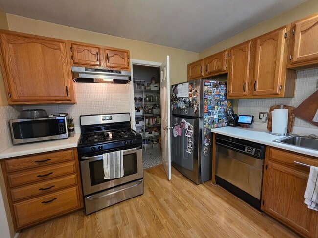 Building Photo - 2791 Green Bridge Ct