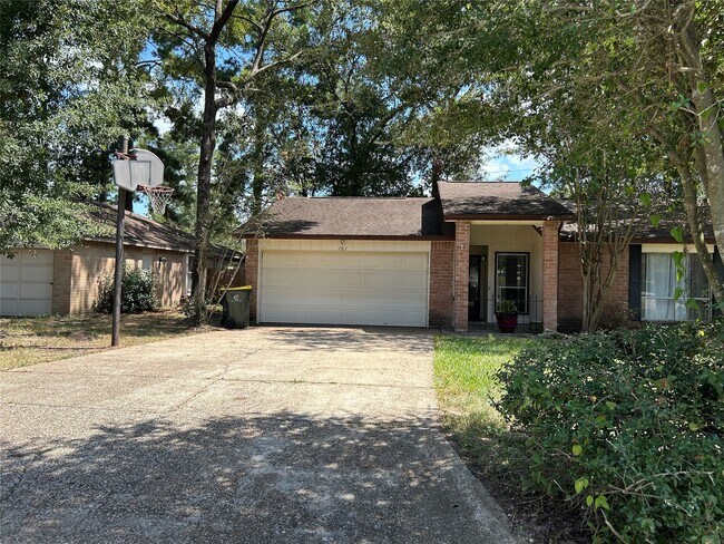 Building Photo - 707 Toby Ln