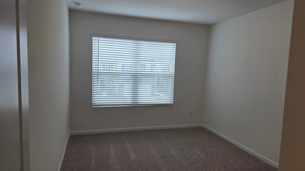Building Photo - 3510 Nimbell Rd