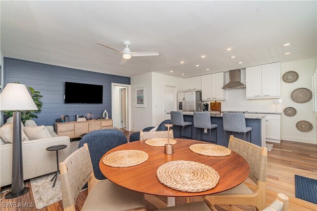 Building Photo - 473 12th Ave S