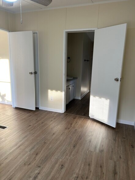 Master Bedroom - 612 Seaside Rd