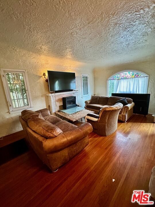 Building Photo - 1362 Masselin Ave