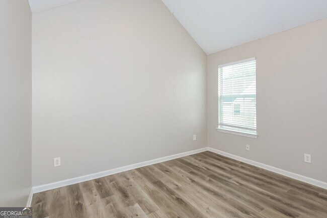 Building Photo - 310 Barshay Dr