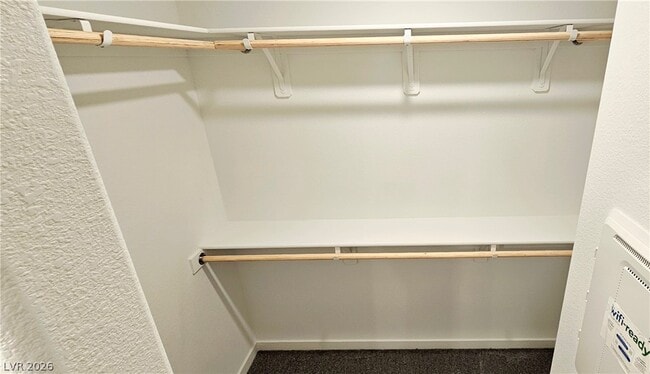 Building Photo - 915 Violet Heron St