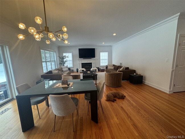 Building Photo - 221 Rivendell Ct