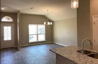 Building Photo - 1917 S Concho Dr