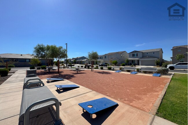 Building Photo - 18236 Avenida del Sol W